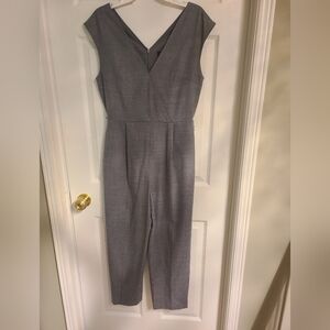 Club Monaco Stylish Gray Sleeveless Jumpsuit